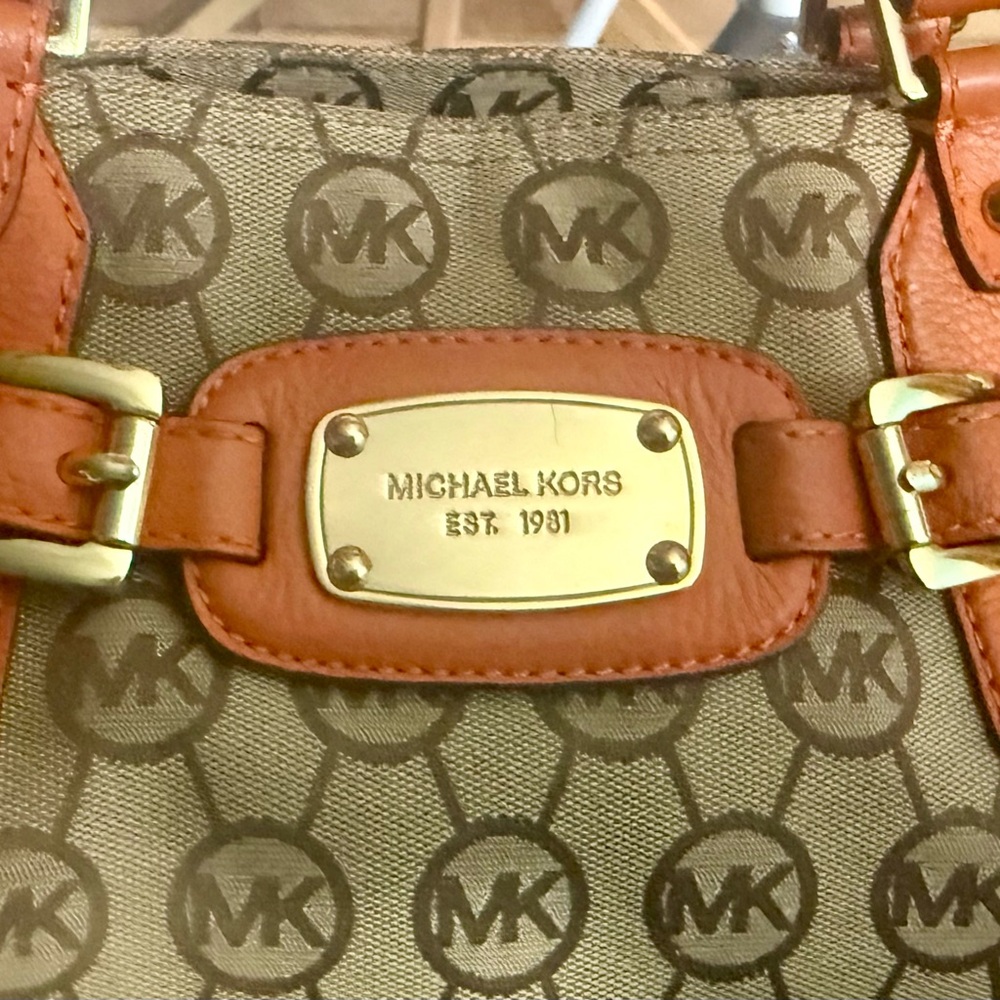 Michael Kors Monogram Gansevoort Beige Tangerine Canvas Leather Satchel Bag - Picture 6 of 16